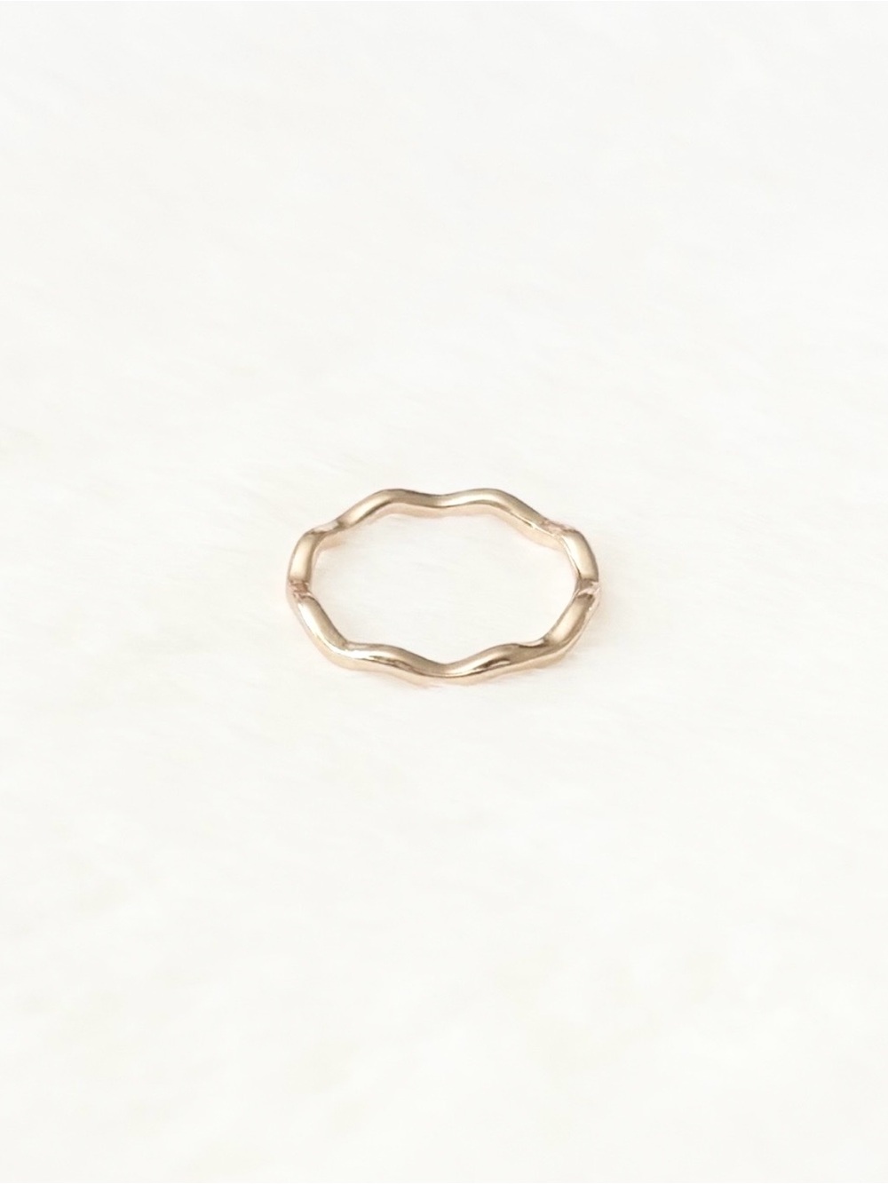5/$15 🩷 MUST BUNDLE Delicate Wavy Gold Stackable Ring
